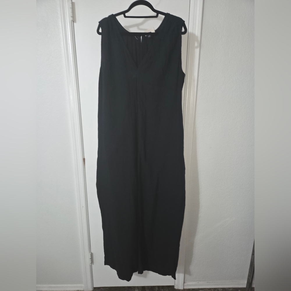 Classic Black Sleeveless Jumpsuit Elegant Everyday